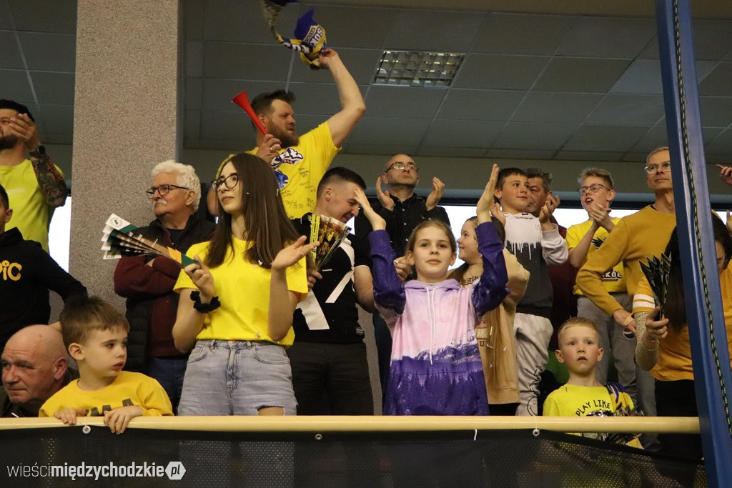 Sokół Międzychód nadal w grze
