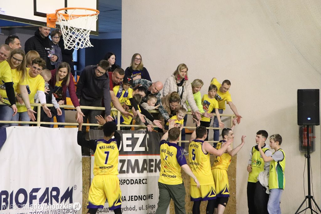Sokół Międzychód nadal w grze