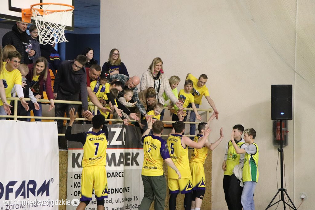Sokół Międzychód nadal w grze