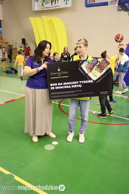 Sokół Międzychód nadal w grze