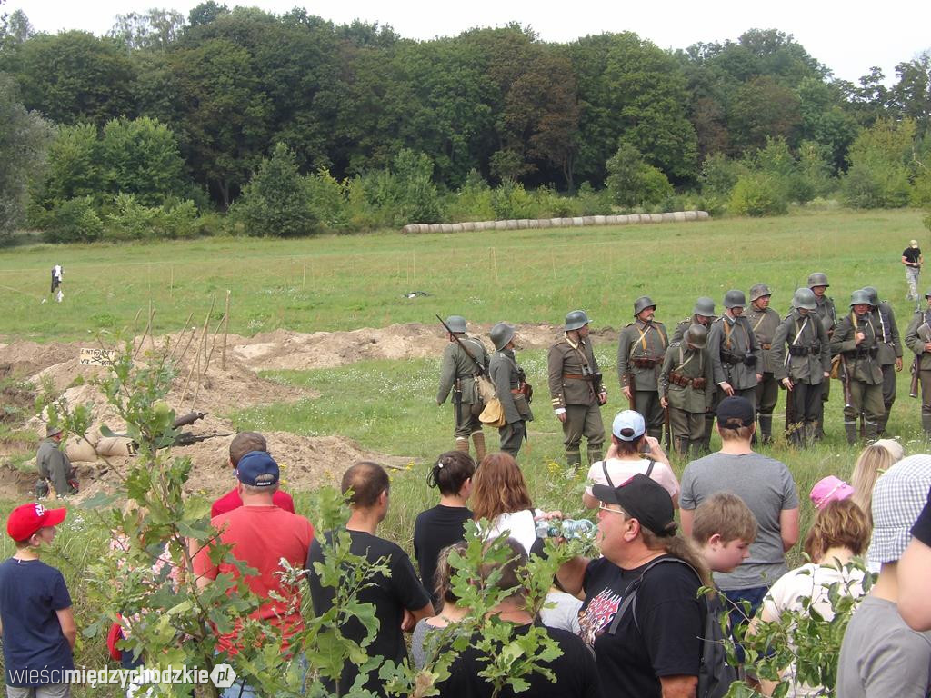 Piknik historyczny w Sierakowie
