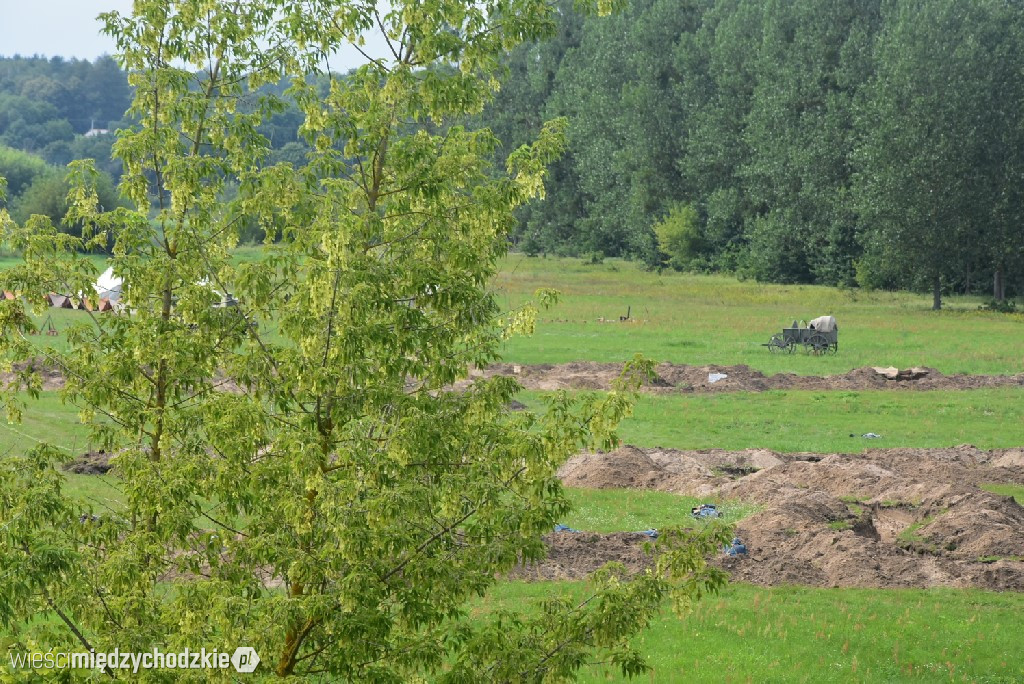 Piknik historyczny w Sierakowie