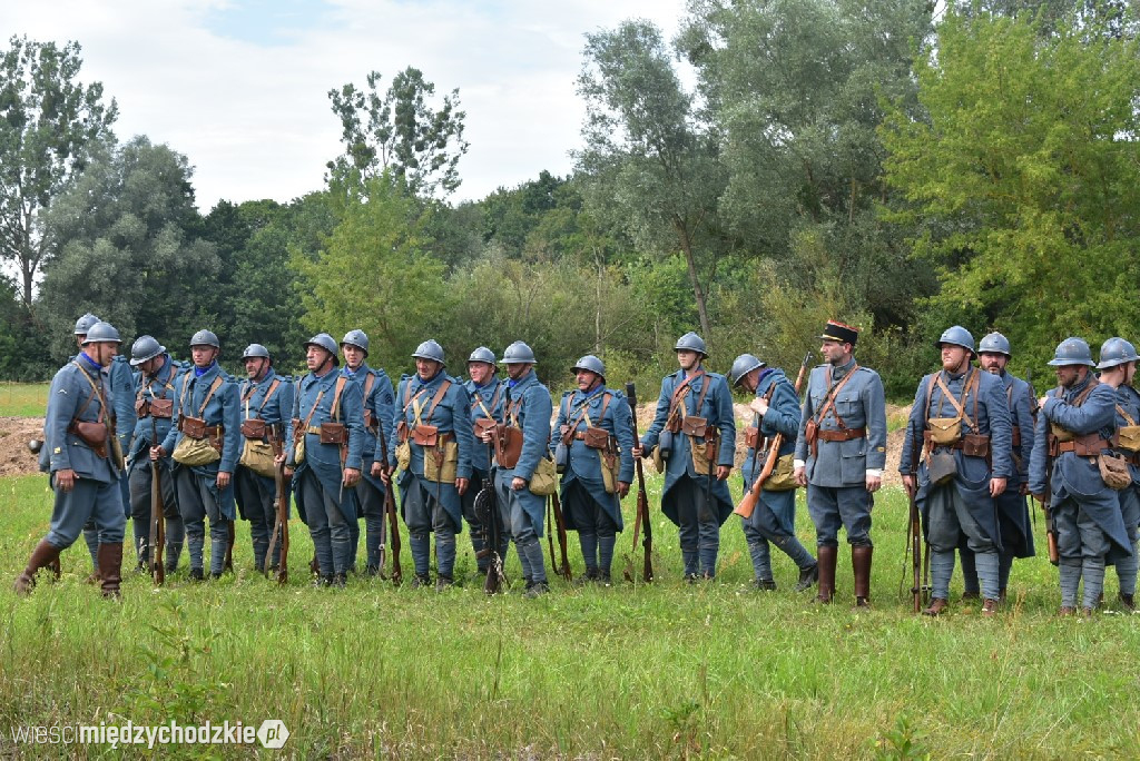 Piknik historyczny w Sierakowie