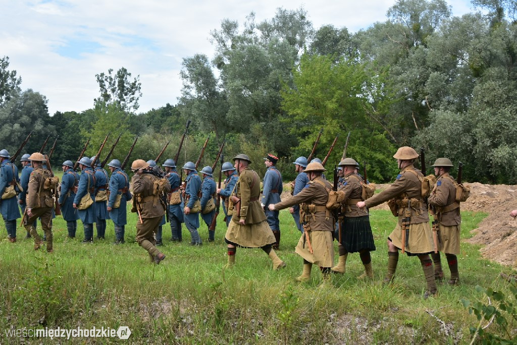 Piknik historyczny w Sierakowie