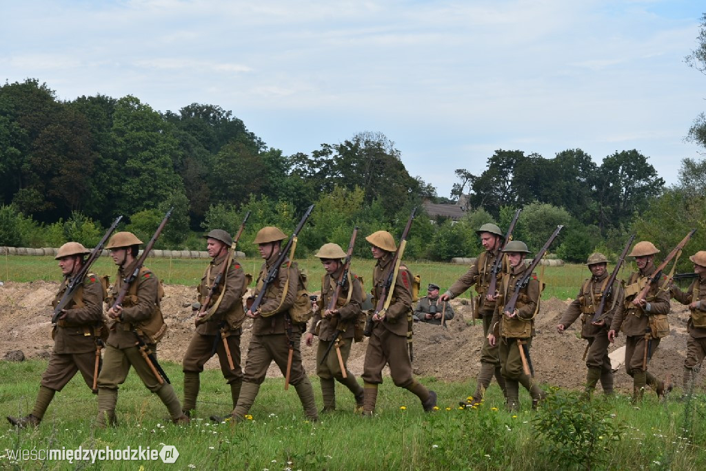 Piknik historyczny w Sierakowie
