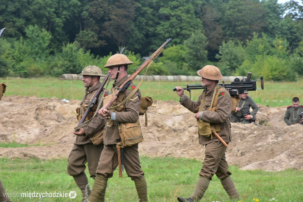 Piknik historyczny w Sierakowie