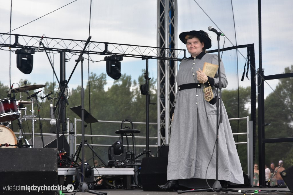 Piknik historyczny w Sierakowie