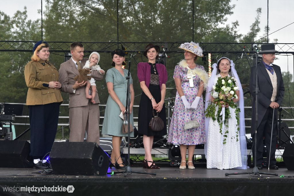 Piknik historyczny w Sierakowie