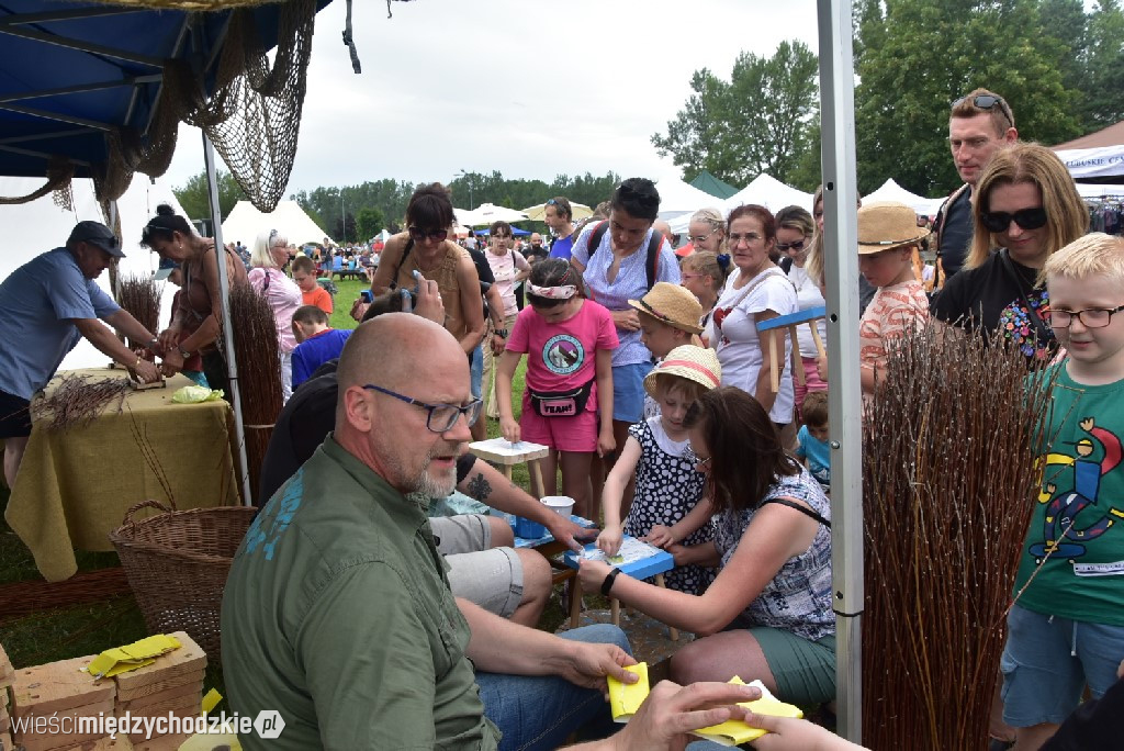 Piknik historyczny w Sierakowie