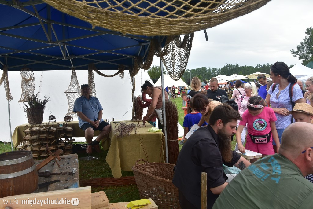 Piknik historyczny w Sierakowie