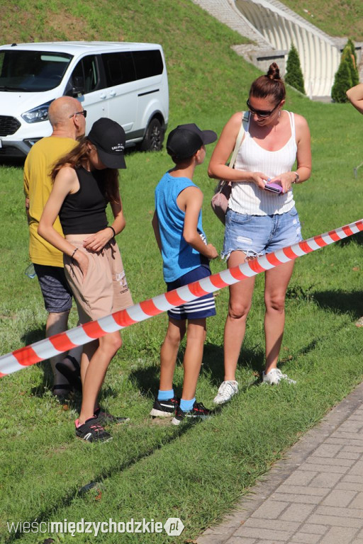 Prawie 200 młodych biegaczy na starcie w Sierakowie