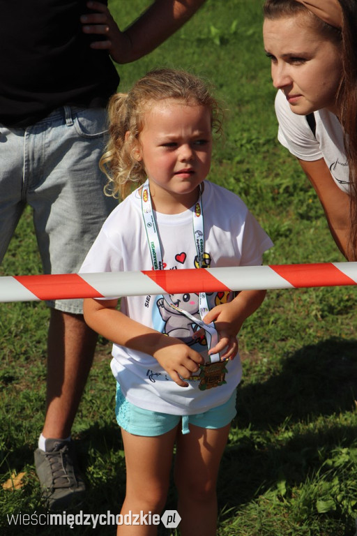 Prawie 200 młodych biegaczy na starcie w Sierakowie