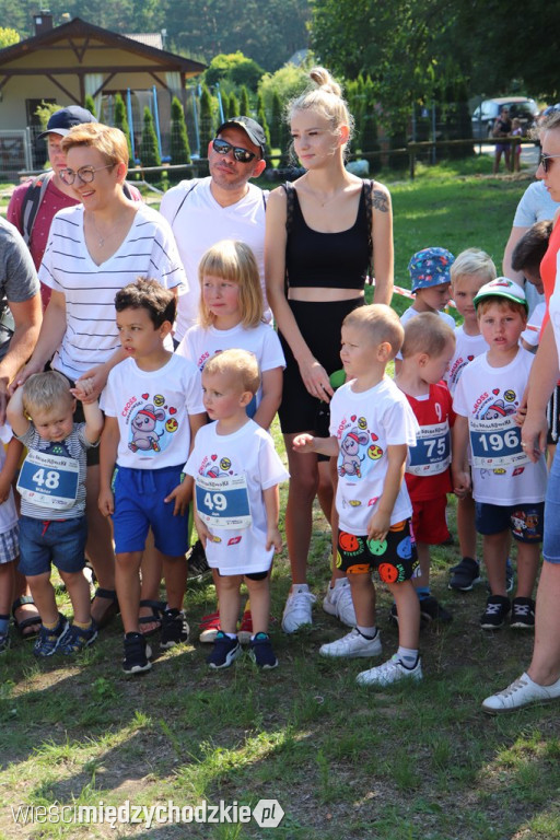 Prawie 200 młodych biegaczy na starcie w Sierakowie