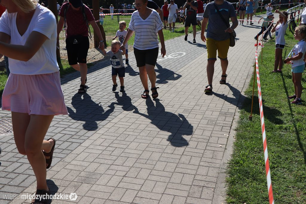 Prawie 200 młodych biegaczy na starcie w Sierakowie