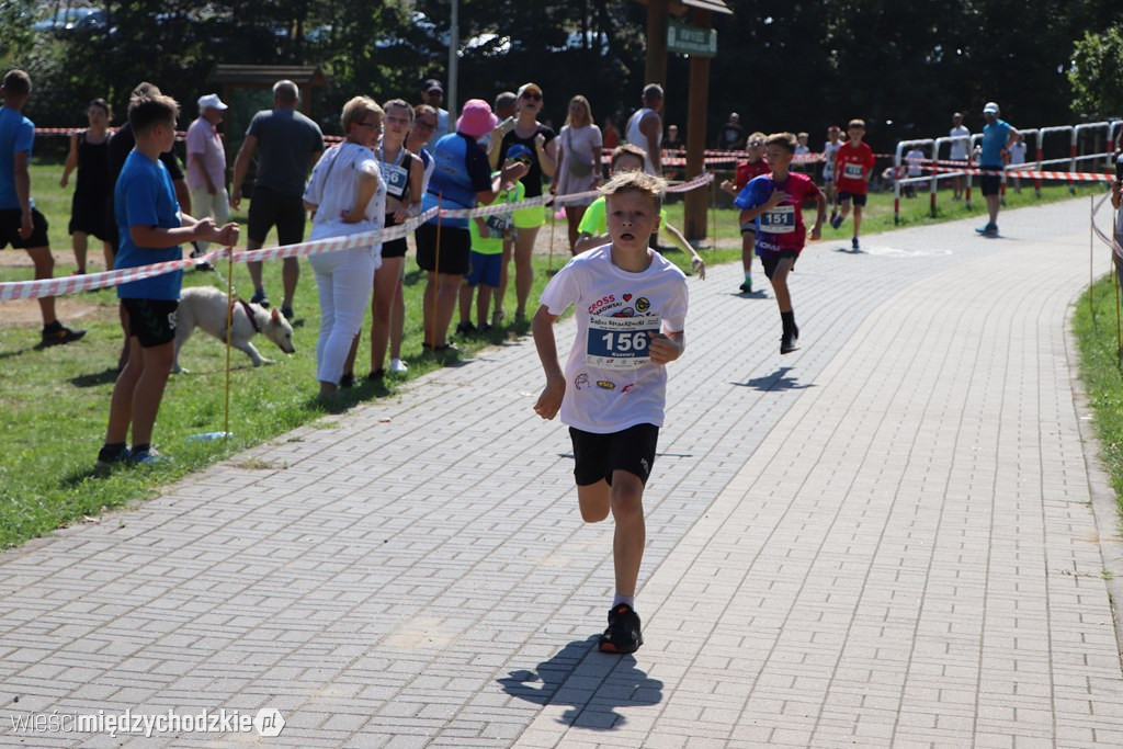 Prawie 200 młodych biegaczy na starcie w Sierakowie
