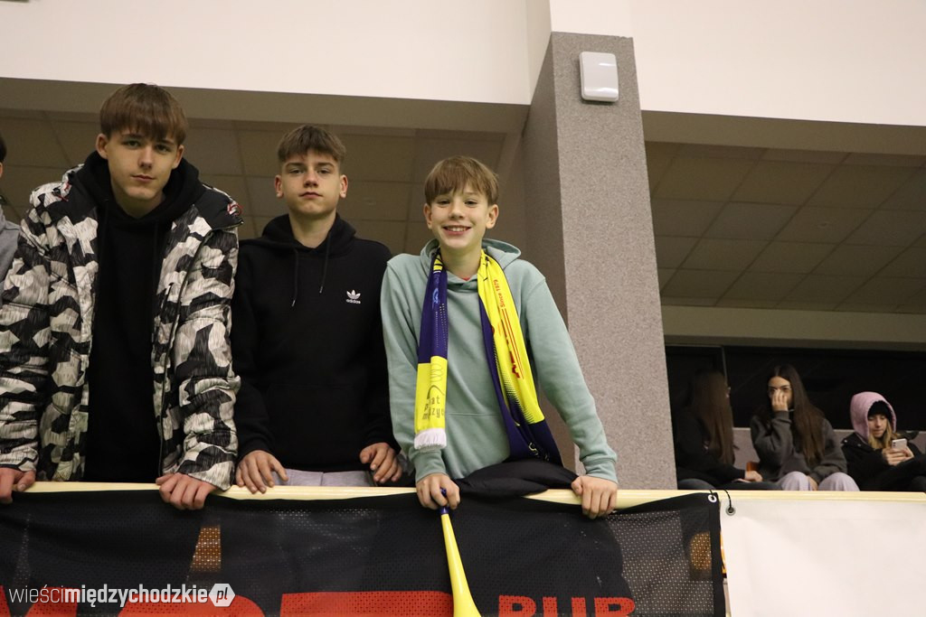 Koszykarskie derby Wielkopolski dla Sokoła