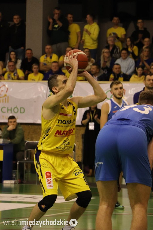 Koszykarskie derby Wielkopolski dla Sokoła