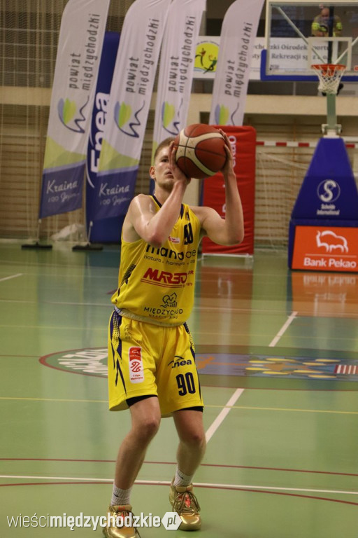 Koszykarskie derby Wielkopolski dla Sokoła