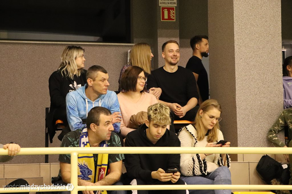 Koszykarskie derby Wielkopolski dla Sokoła