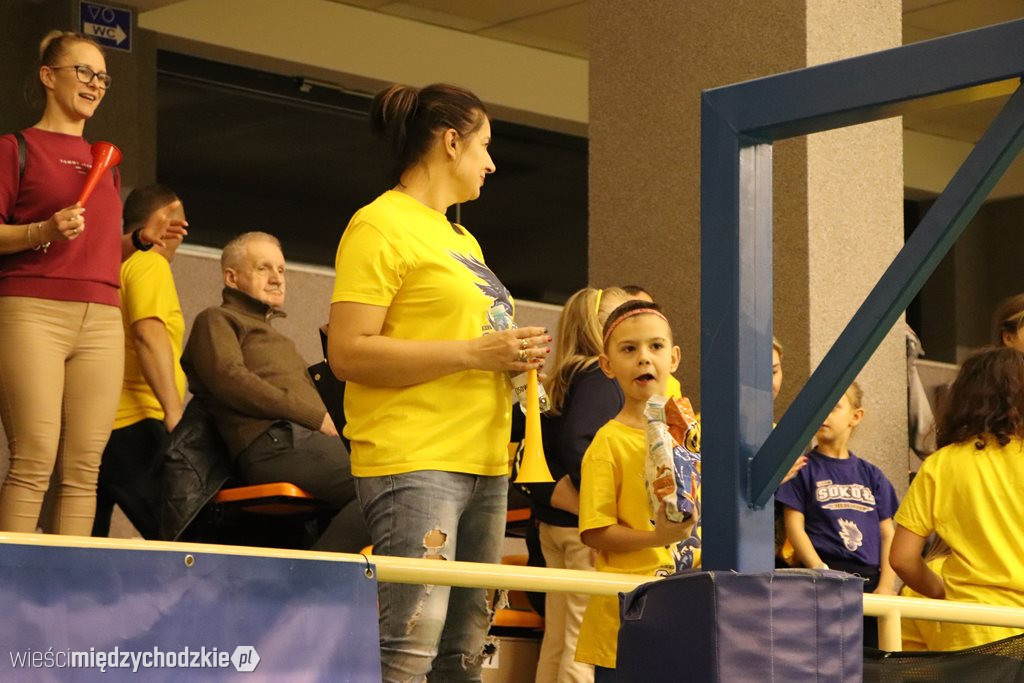 Koszykarskie derby Wielkopolski dla Sokoła