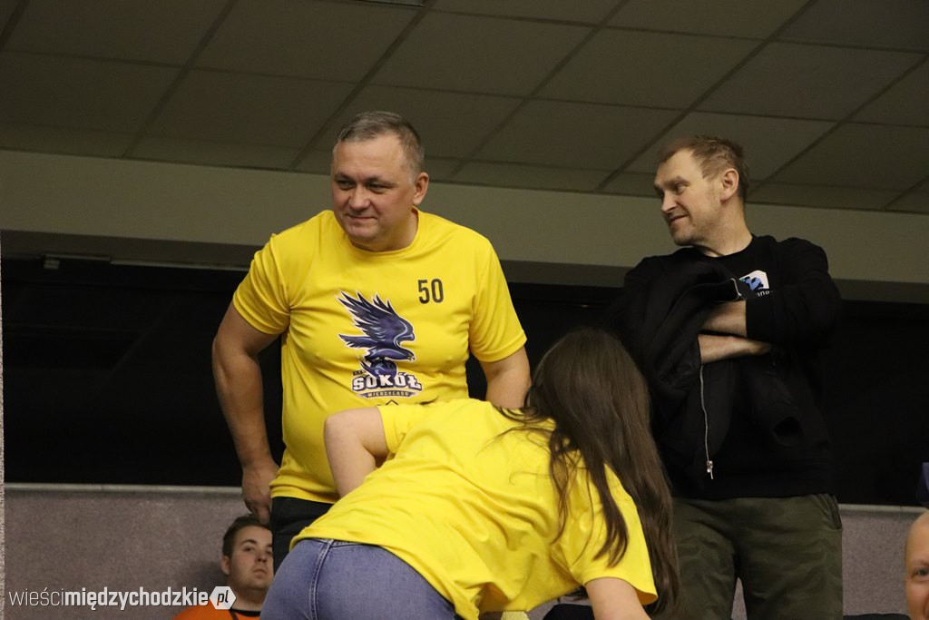 Koszykarskie derby Wielkopolski dla Sokoła