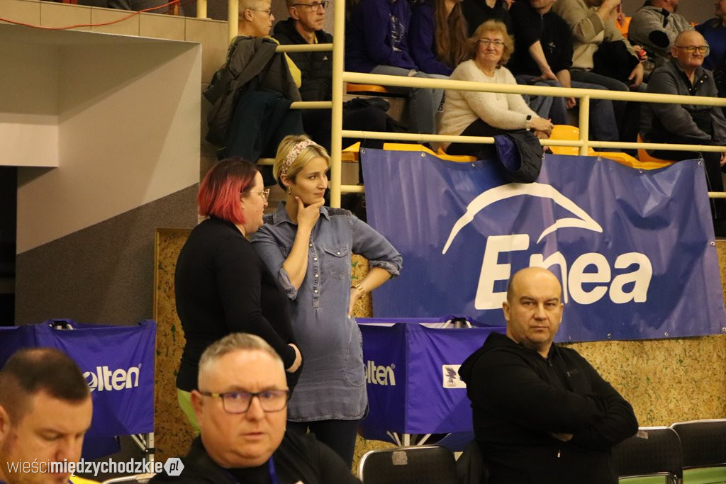 Koszykarskie derby Wielkopolski dla Sokoła