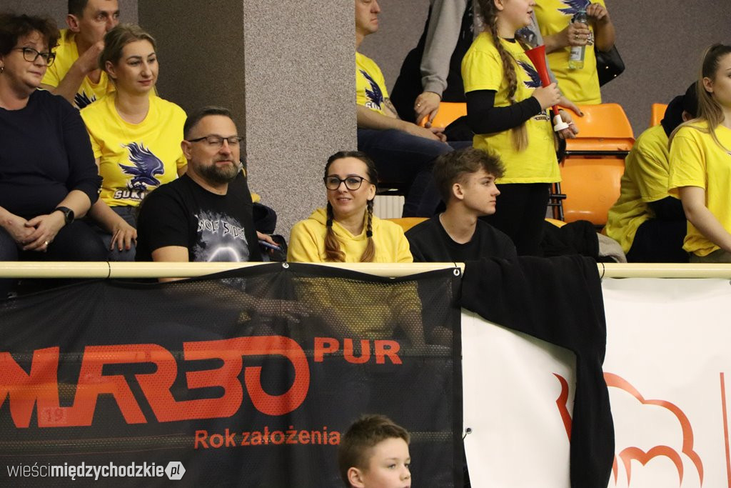 Koszykarskie derby Wielkopolski dla Sokoła