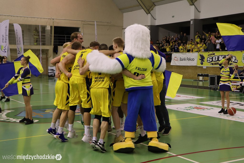Koszykarskie derby Wielkopolski dla Sokoła
