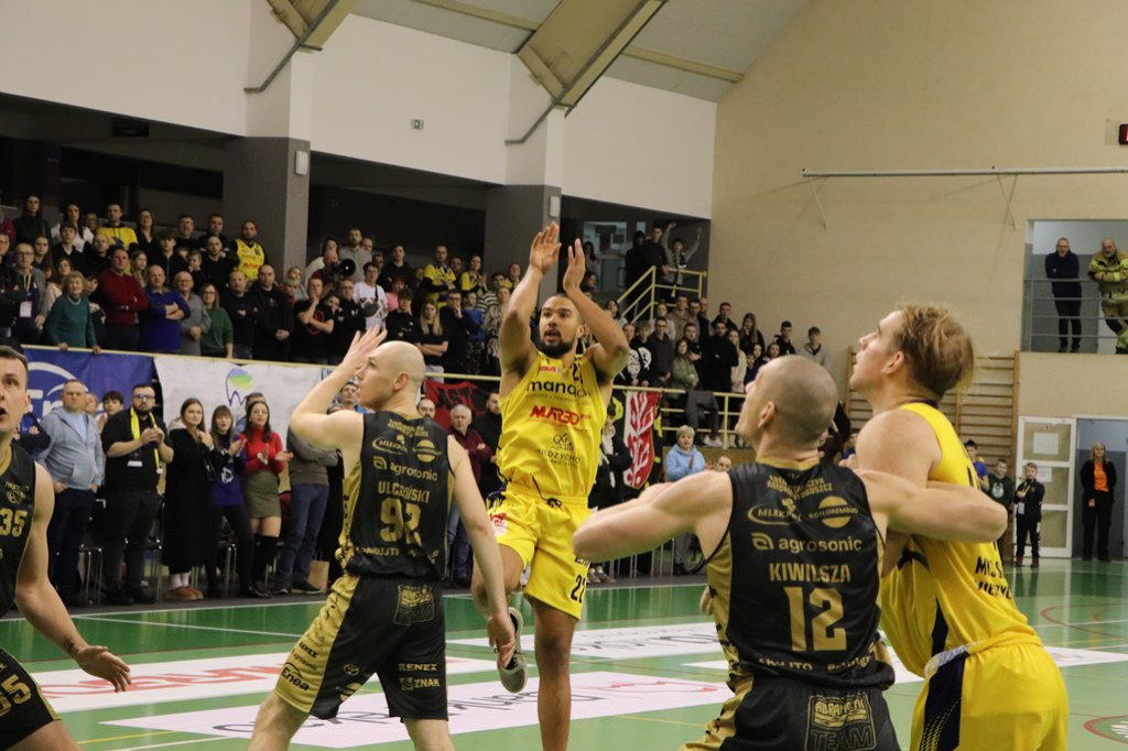 Sokół przegrywa z Astorią Bydgoszcz