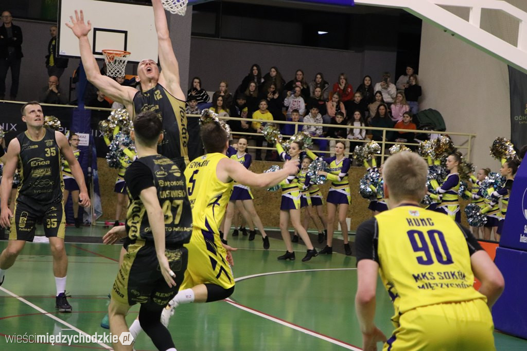 Sokół przegrywa z Astorią Bydgoszcz