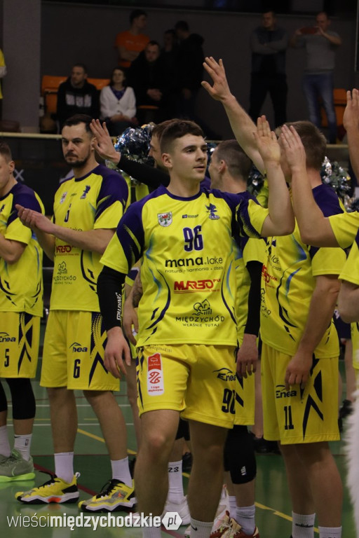 Sokoły nie dały rady liderowi