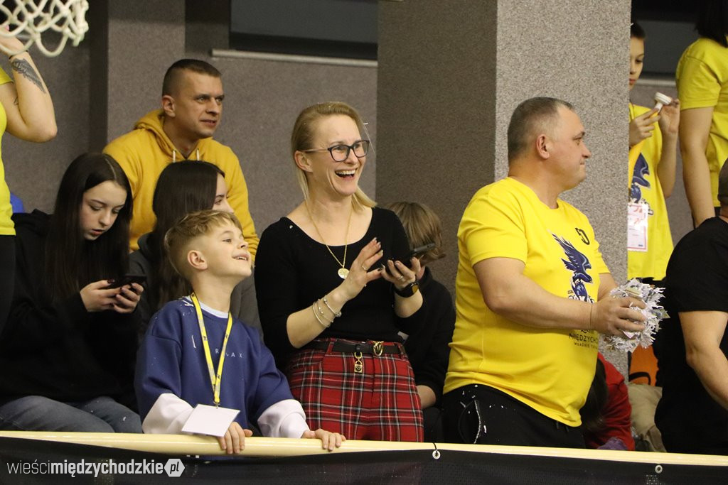 Sokoły nie dały rady liderowi