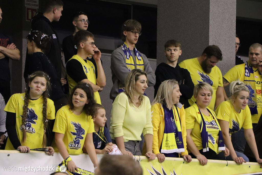 Sokoły nie dały rady liderowi