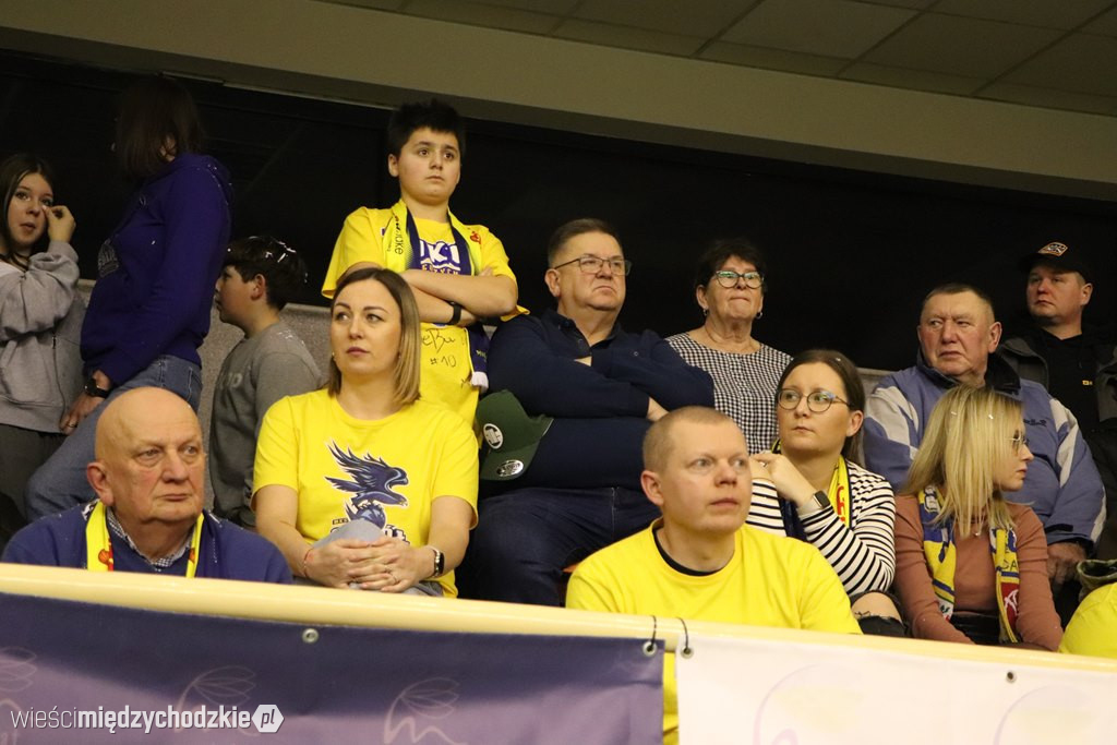 Sokoły nie dały rady liderowi