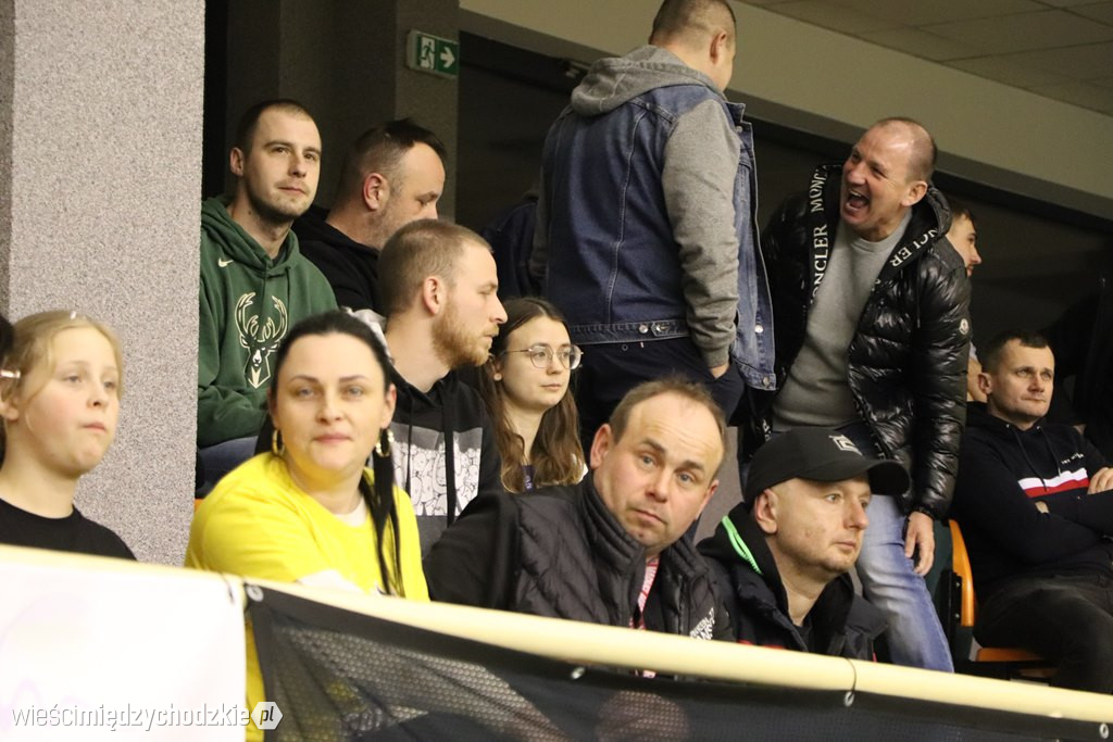 Sokoły nie dały rady liderowi