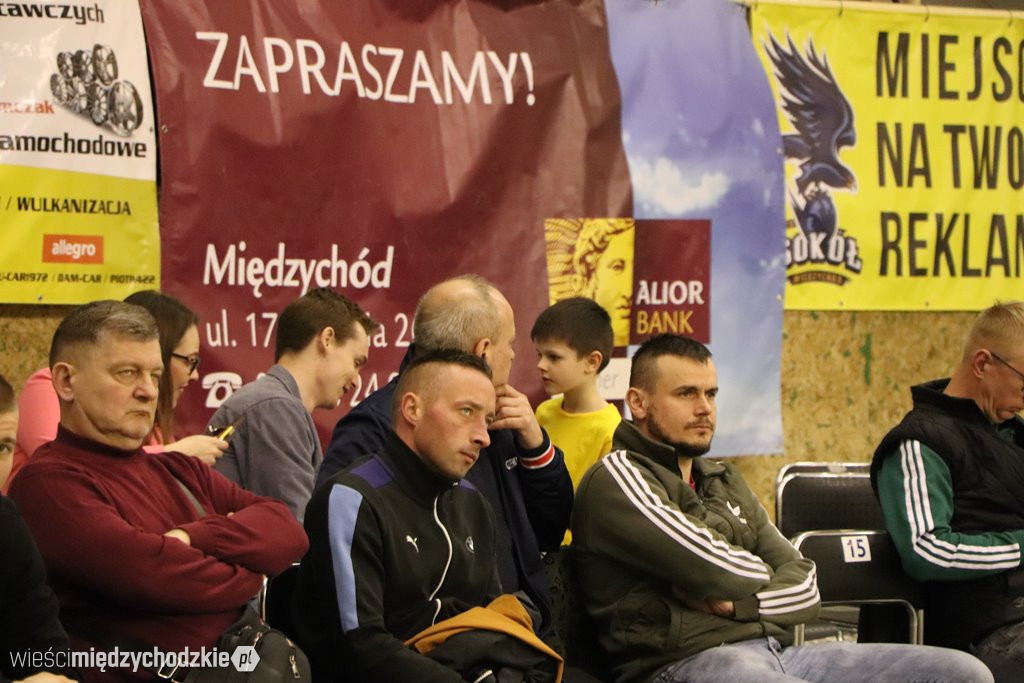 Sokoły nie dały rady liderowi