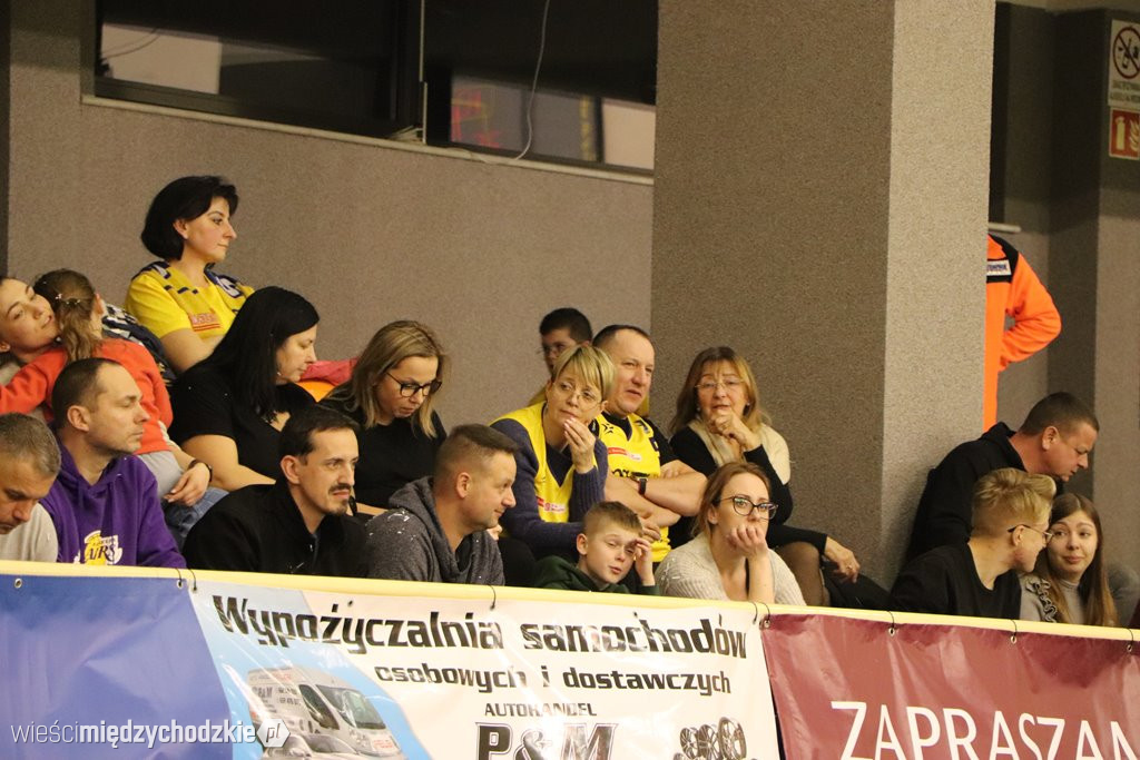 Sokoły nie dały rady liderowi