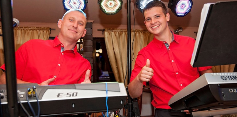 Sobotnia noc w rytmie muzyki zespołu Sekwens. Chrzypsko zaprasza