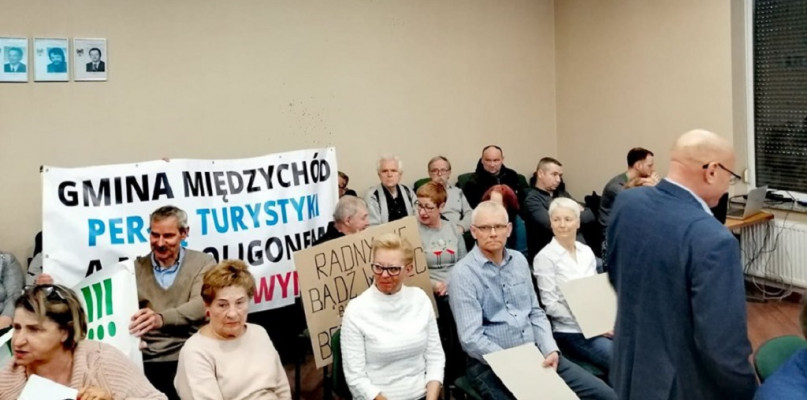 Także na dzisiejszej sesji mieszkańcy starali się przekonać radnych do głosowania przeciwko zmianom/foto: Dariusz Wawrzyniak