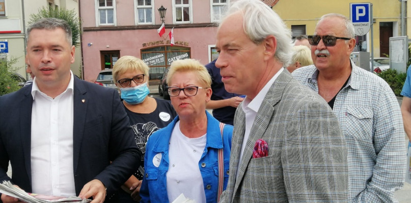 Jacek Bogusławski i Adam Szejnfeld zachęcali do głosowania na Rafała Trzaskowskiego/foto: Dariusz Wawrzyniak
