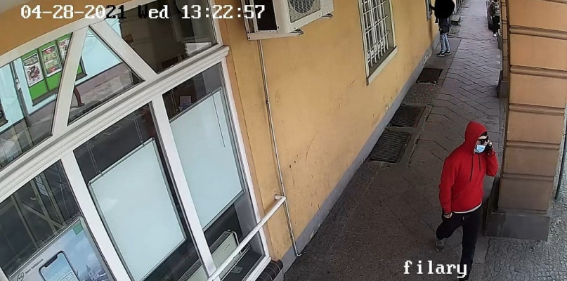 Międzychodzka policja szuka złodzieja torebki /foto: KPP Międzychód