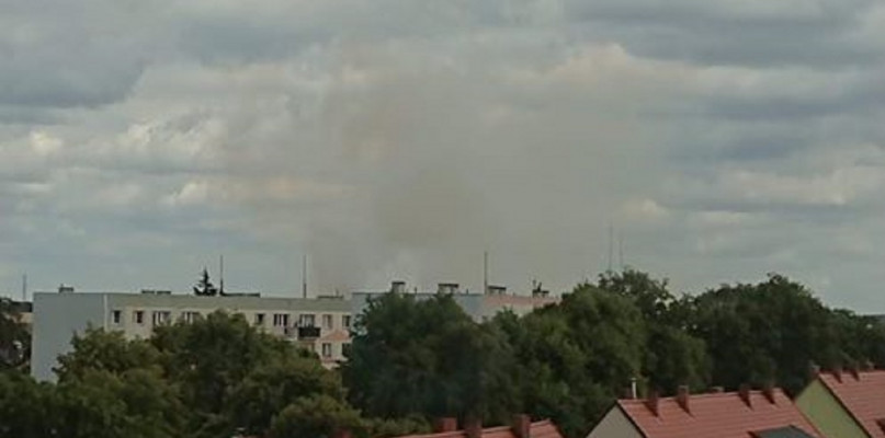 Dym z pożaru w Dzięcielinie widoczny jest z Międzychodu/foto: Maciej Łuczak