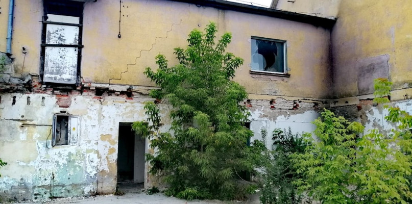 Budynek dawnej drukarni stał się miejscem przypadkowej śmierci mieszkańca Międzychodu/foto:Dariusz Wawrzyniak