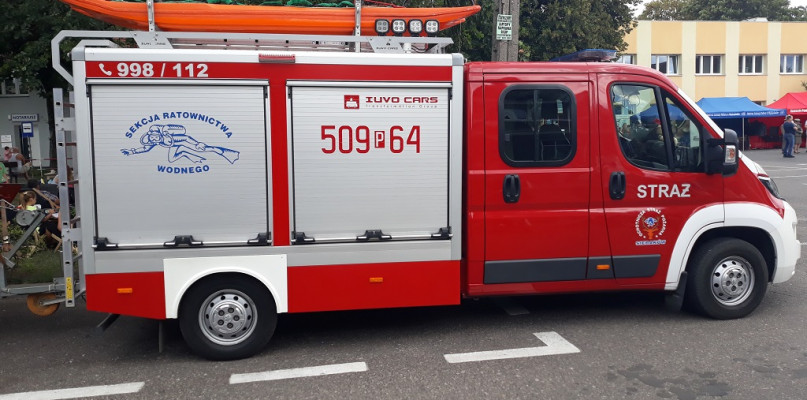 W akcji ratowniczej udział brało 8 zastępów straży pożarnej oraz 5 łodzi/foto sytuacyjne archiwym Wieści Międzychodzkie