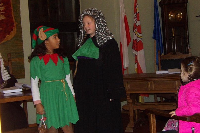 Baba Jaga przed sądem w sierakowskim Zamku