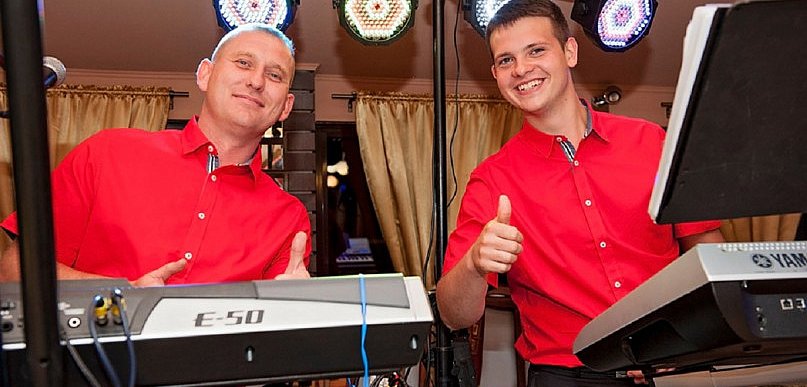 Sobotnia noc w rytmie muzyki zespołu Sekwens. Chrzypsko zaprasza