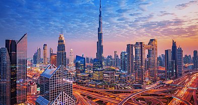 Kiedy najlepiej lecieć do Zjednoczonych Emiratów Arabskich?-4859