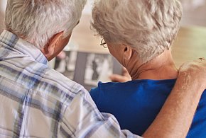 Seniorzy mają powód do radości. Projekt „Godna emerytura” trafił do Sejmu-10498