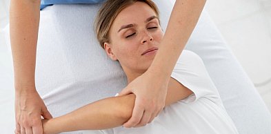 Czym jest terapia manualna i kiedy warto się na nią zdecydować?