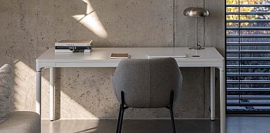 Wygodne krzesło biurowe - jak rozpoznać model, który naprawdę wspiera plecy?